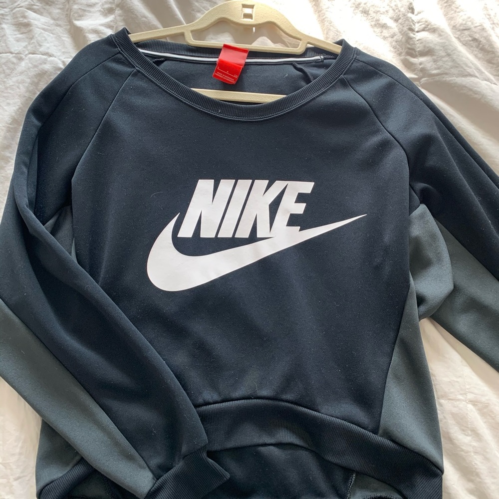 black nike loose crew neck hoodie top